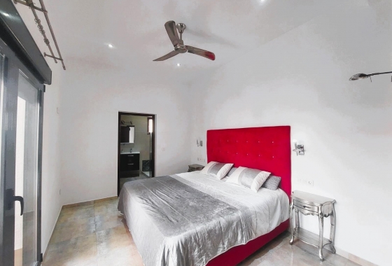 Resale - Villa - Pilar de la Horadada - Costa Blanca