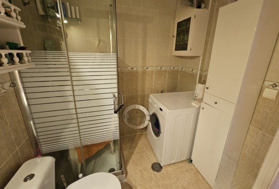 Resale - Apartment / flat - La Mata