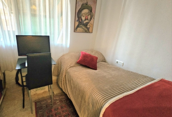 Resale - Apartment / flat - La Mata