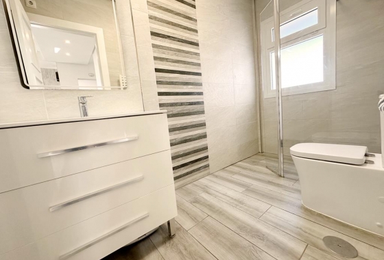 Resale - Villa - La Torre Golf Resort - Inland