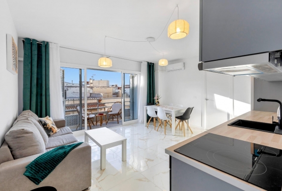 Resale - Apartment / flat - Torrevieja - La Mata