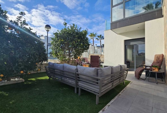 Resale - Villa - Orihuela Costa - Costa Blanca