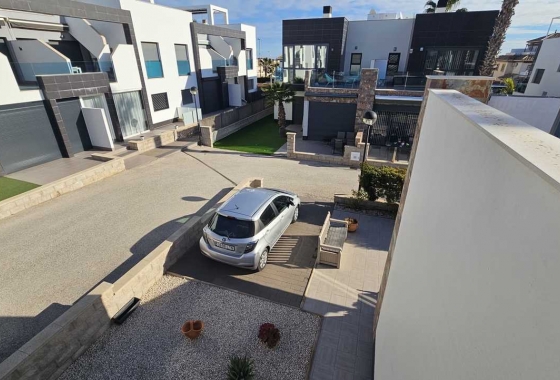 Resale - Villa - Orihuela Costa - Costa Blanca