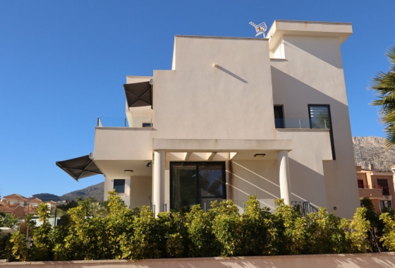 Resale - Villa - La Nucía - Costa Blanca