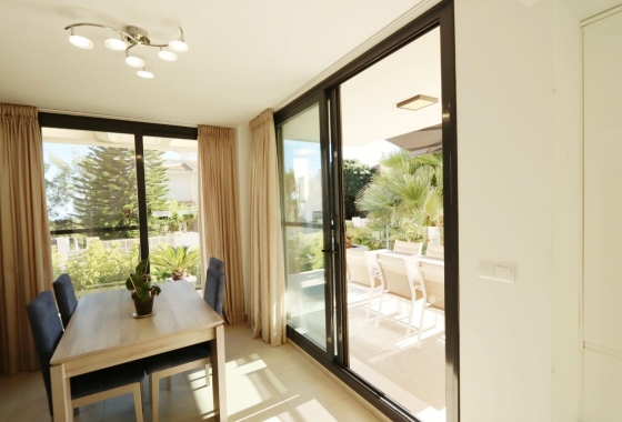 Resale - Villa - La Nucía - Costa Blanca