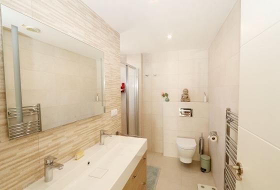 Resale - Villa - La Nucía - Costa Blanca