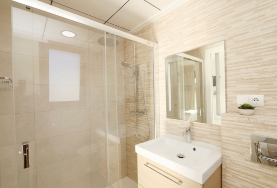 Resale - Villa - La Nucía - Costa Blanca