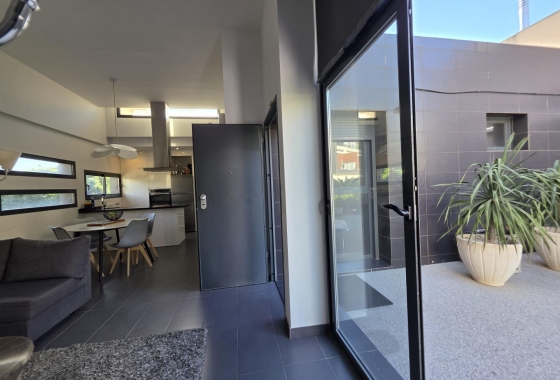 Resale - Villa - Orihuela Costa - Villamartín