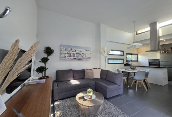 Resale - Villa - Orihuela Costa - Villamartín