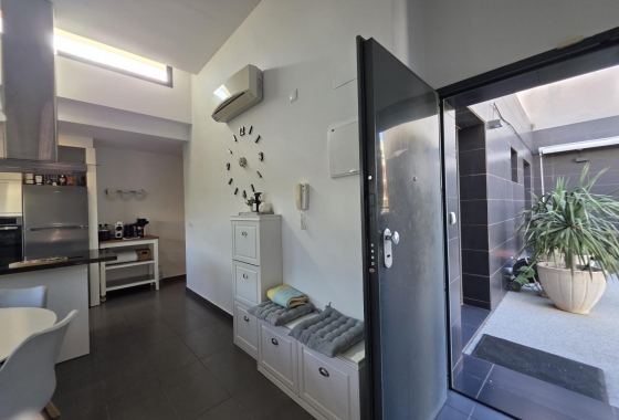 Resale - Villa - Orihuela Costa - Villamartín