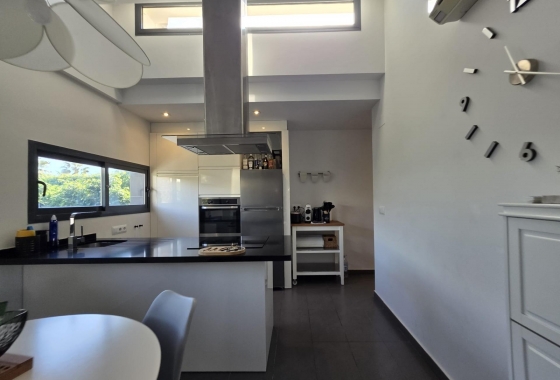 Resale - Villa - Orihuela Costa - Villamartín