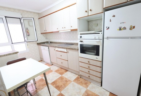 Resale - Apartment / flat - Torrevieja - Costa Blanca