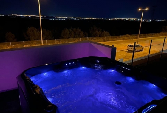 Resale - Villa - Orihuela Costa - Costa Blanca