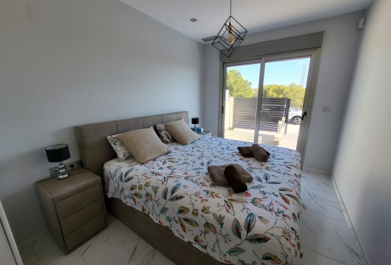 Resale - Villa - Orihuela Costa - Costa Blanca