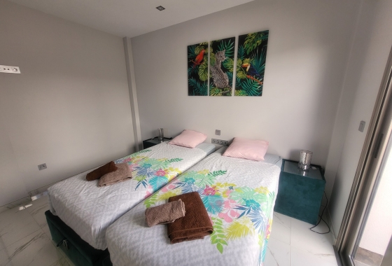 Resale - Villa - Orihuela Costa - Costa Blanca