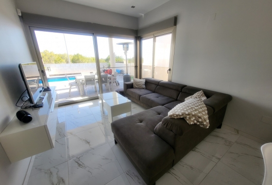 Resale - Villa - Orihuela Costa - Costa Blanca