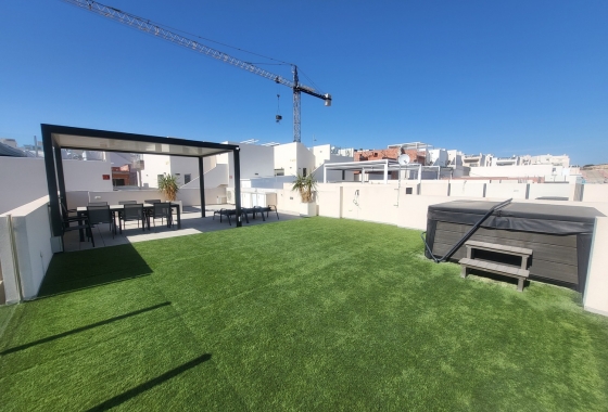 Resale - Villa - Orihuela Costa - Costa Blanca