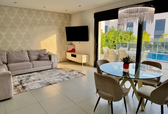 Resale - Villa - Rojales - Cuidad Quesada