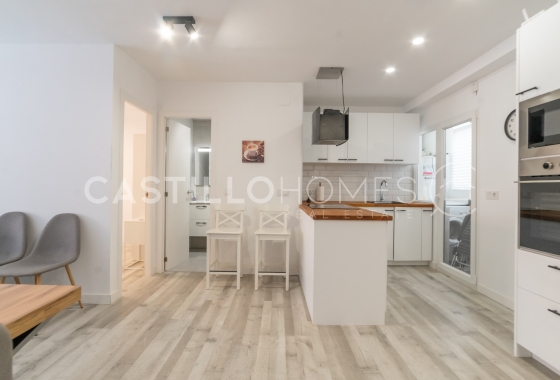 Resale - Apartment / flat - Torrevieja - Playa del Cura