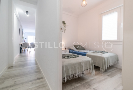 Resale - Apartment / flat - Torrevieja - Playa del Cura