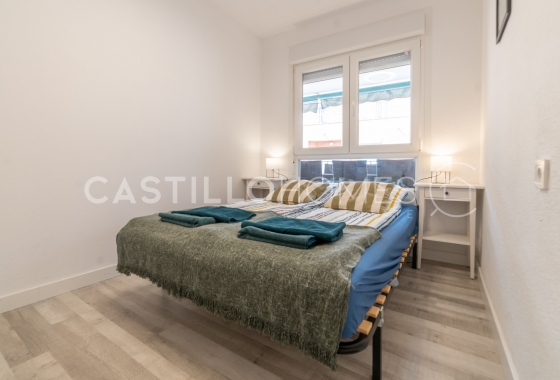 Resale - Apartment / flat - Torrevieja - Playa del Cura