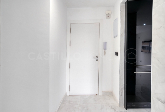 Resale - Apartment / flat - Orihuela Costa - Punta Prima
