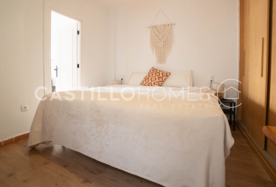 Resale - Bungalow - Torrevieja - Punta Prima