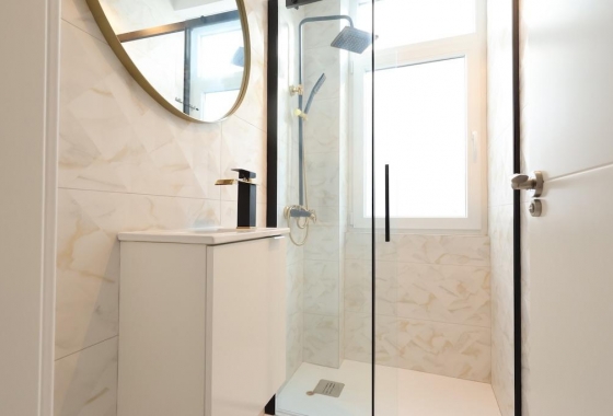 Resale - Apartment / flat - Torrevieja - Costa Blanca