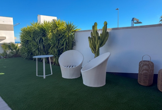 Resale - Villa - San Miguel de Salinas - Bellavista