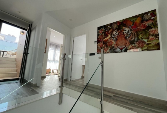 Resale - Villa - Torrevieja - Costa Blanca