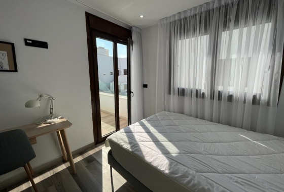 Resale - Villa - Torrevieja - Costa Blanca