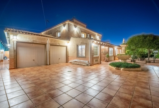 Resale - Villa - Torrevieja - El Chaparral