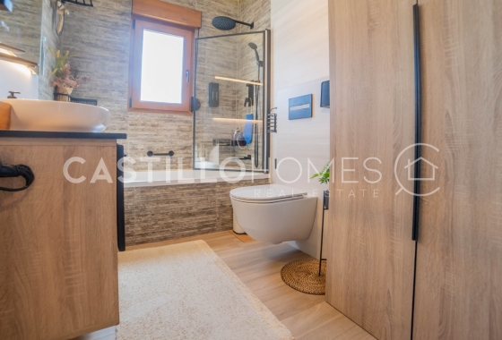 Resale - Villa - Torrevieja - El Chaparral