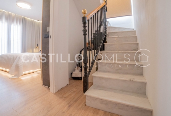 Resale - Villa - Torrevieja - El Chaparral