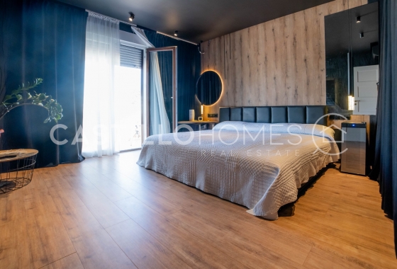 Resale - Villa - Torrevieja - El Chaparral