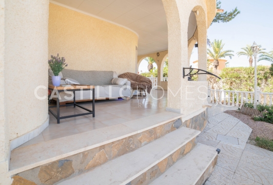 Resale - Villa - Torrevieja - El Chaparral