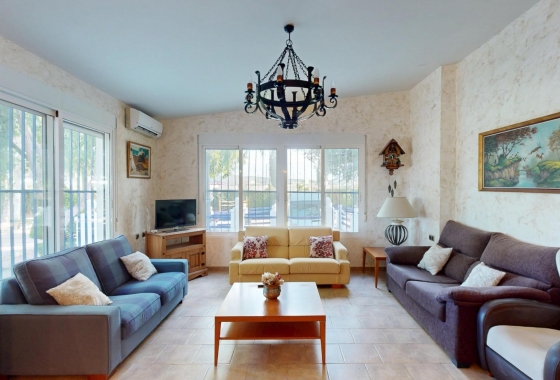 Wiederverkauf - Villa - Orihuela