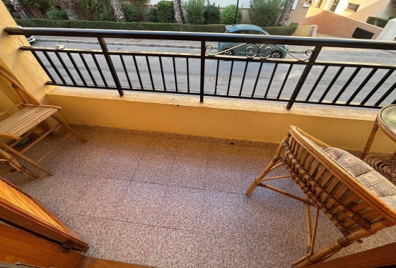 Resale - Apartment / flat - Torrevieja - Los Frutales