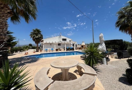 Resale - Villa - Dolores - Comunidad Valenciana