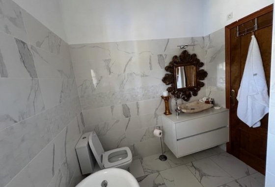 Resale - Villa - Dolores - Comunidad Valenciana