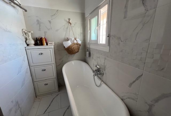 Resale - Villa - Dolores - Comunidad Valenciana