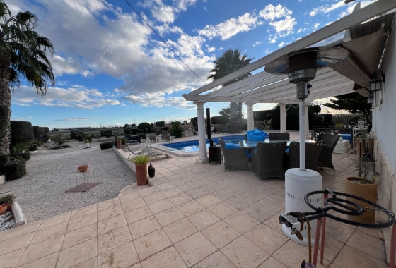 Resale - Villa - Dolores - Comunidad Valenciana