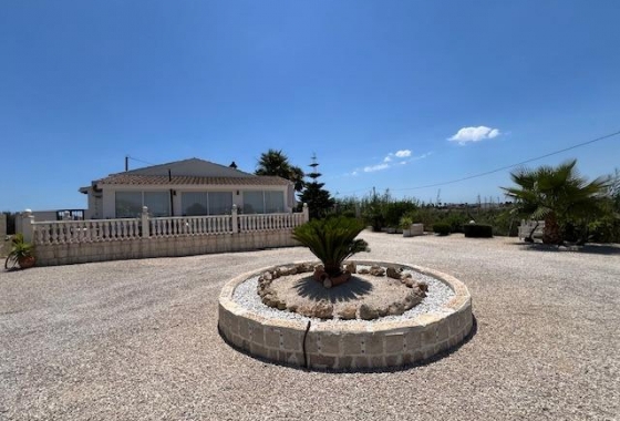 Resale - Villa - Dolores - Comunidad Valenciana