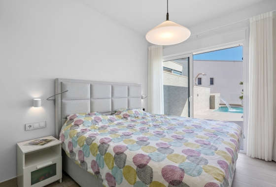 Resale - Villa - San Miguel de Salinas - Inland