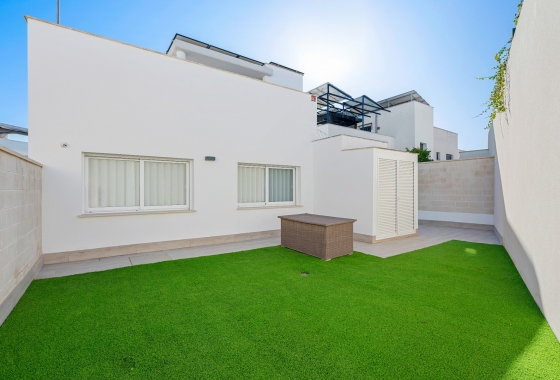 Resale - Villa - San Miguel de Salinas - Inland