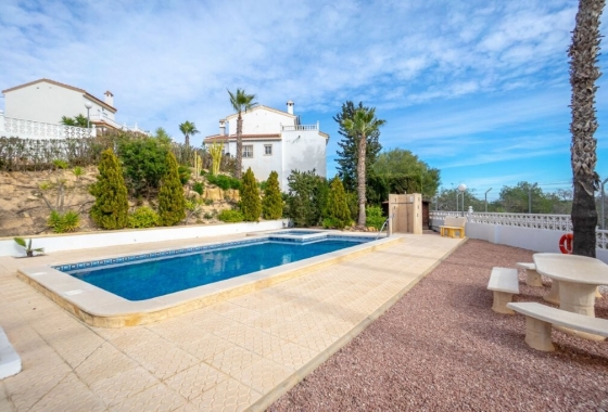 Resale - Villa - Algorfa - Montemar