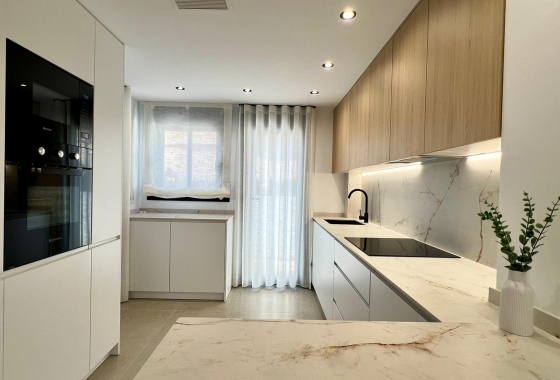 Neue Gebäude - Villa - Benferri - Benfis Park