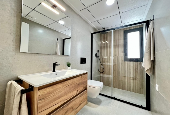 Neue Gebäude - Villa - Benferri - Benfis Park