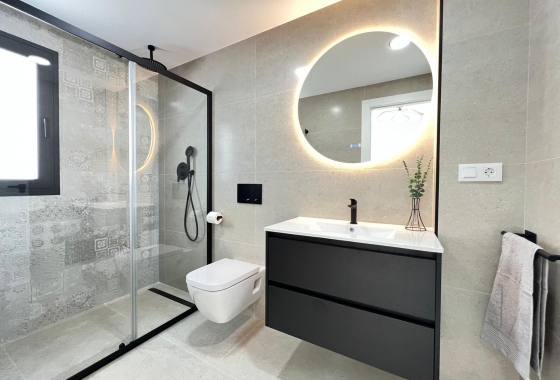 Neue Gebäude - Villa - Benferri - Benfis Park