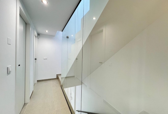 Neue Gebäude - Villa - Benferri - Benfis Park